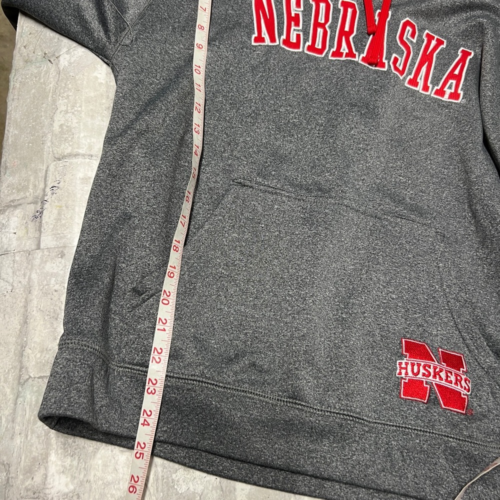 Huskers Nebraska gray red sweater hoodie sz medium unisex - Picture 4 of 8